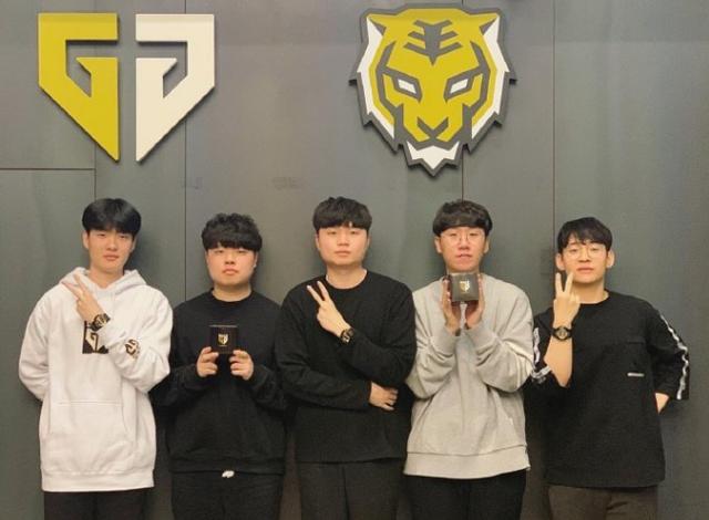 到世界级竞 到世界级竞