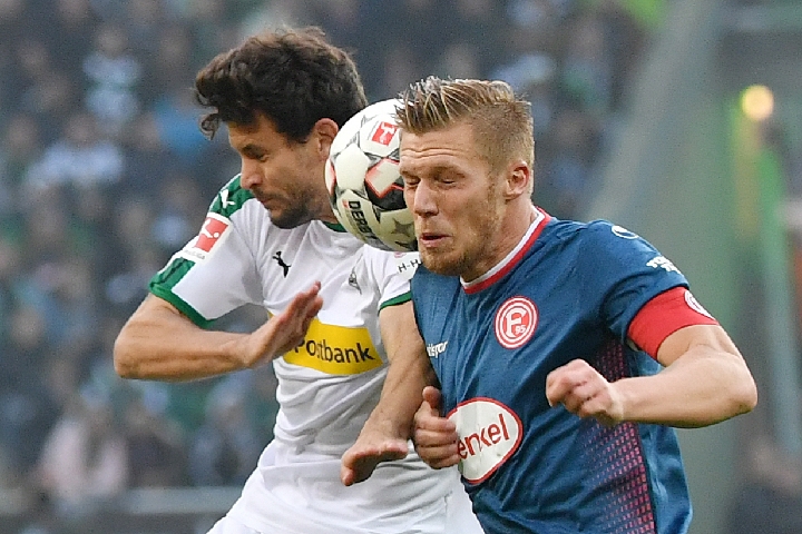 在紧张的对 在紧张的对