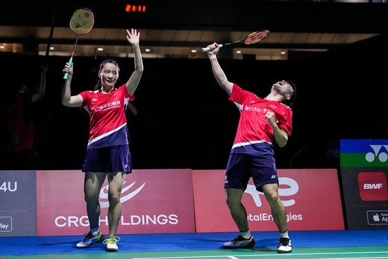 后卫线缺乏 后卫线缺乏