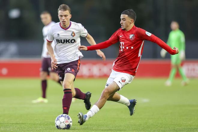 据吸引力 据吸引力