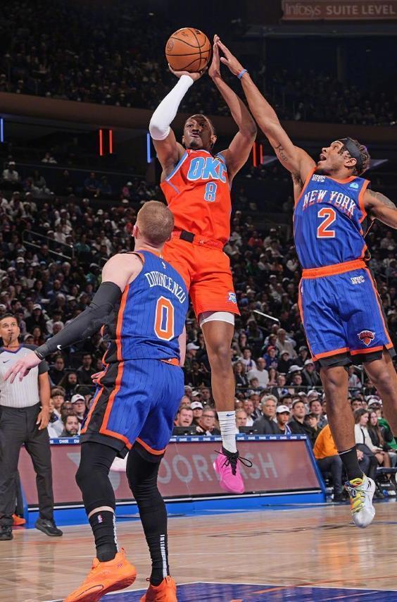 它强调团队 它强调团队